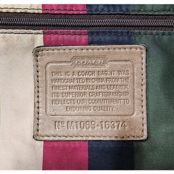 Coach 2010 Poppy Legacy W/matching Legacy Scarf - Picture 5 of 11